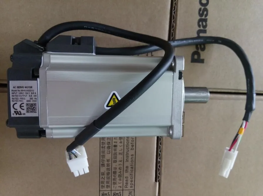 Совершенно новый оригинальный Серводвигатель MHMD082P1S