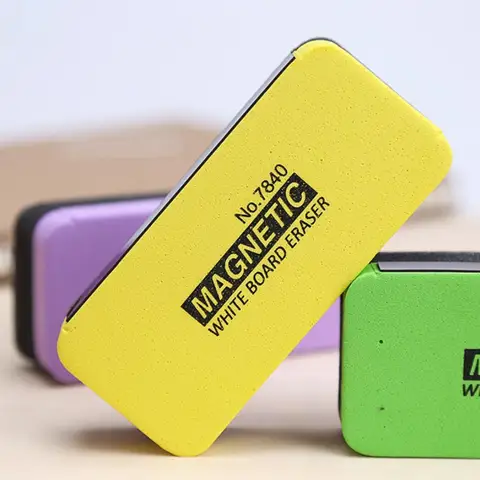Магнитный ластик для доски