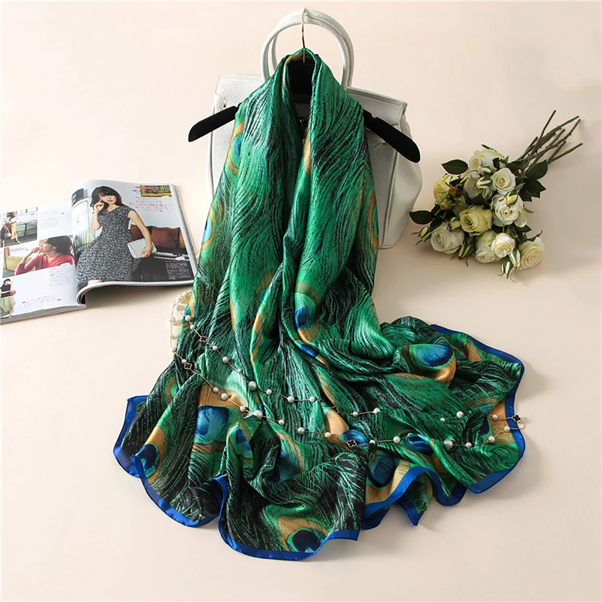 

Female Scarf Summer Vintage Peacock Wraps Fashion Printed Silk Imitation Stoles Beach Wear Foulard Lady Shawl for Women 2023 New