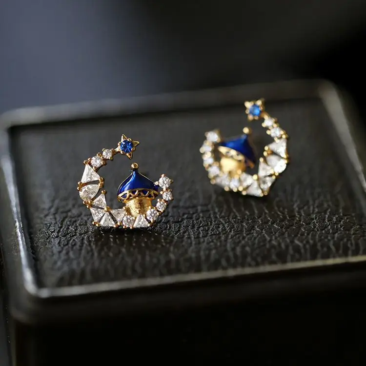 

[Moon Castle] Retro Design Sense of The Palace, Exquisite and Versatile Fairy Tale Earrings, Earrings, Feminine S925 Silver