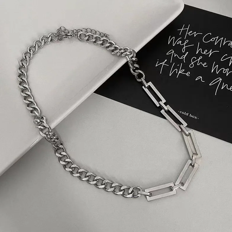

Hollow Chain Stitching Unisex Necklace Men Women Trendy ins Hip Hop Influencer Sweatshirt Clavicle Accessories