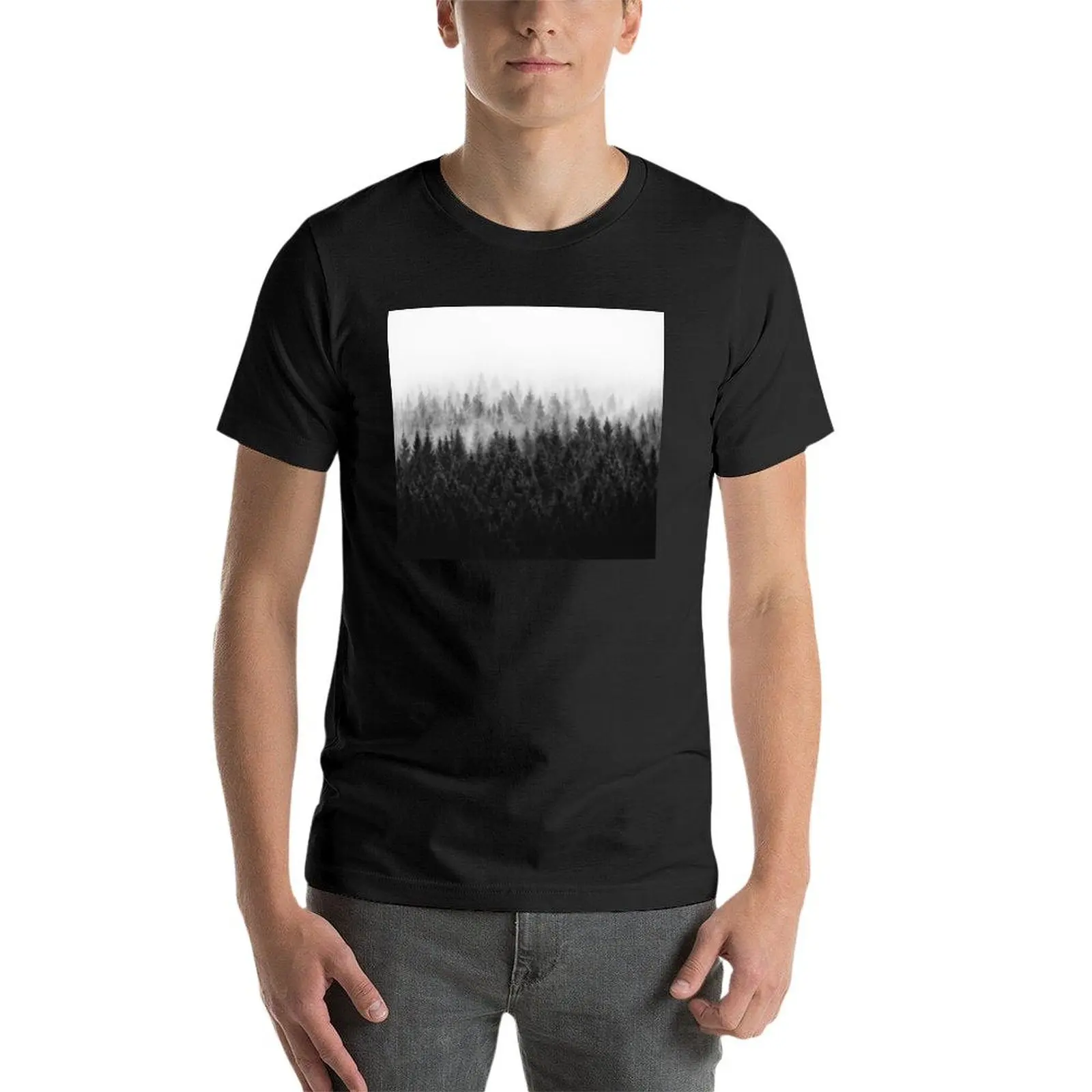 Высокий и низкий/отличный дизайн туманного сказочного леса с деревьями Каскадии