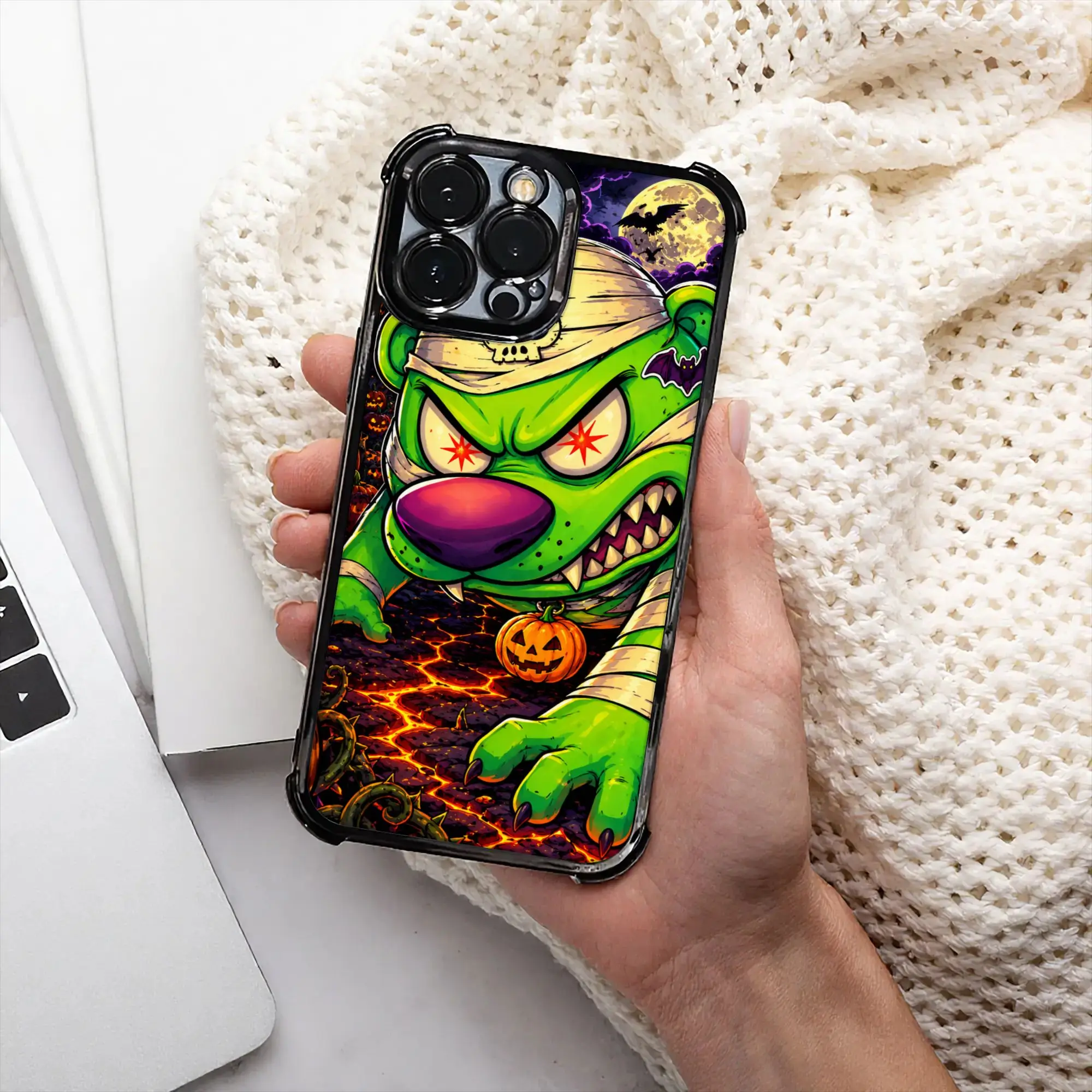 Фото Чехол для телефона Green Cowardly Dog Snarl Reach с гальваническим покрытием для iPhone различных моделей №1