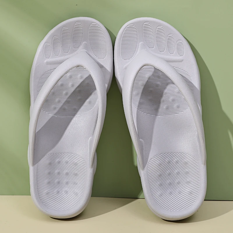 Рисунок 4 - Шлепанцы для мужчин и женщин