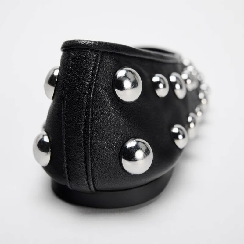 2024 новые туфли на плоской подошве с заклепками и круглой головкой роскошные