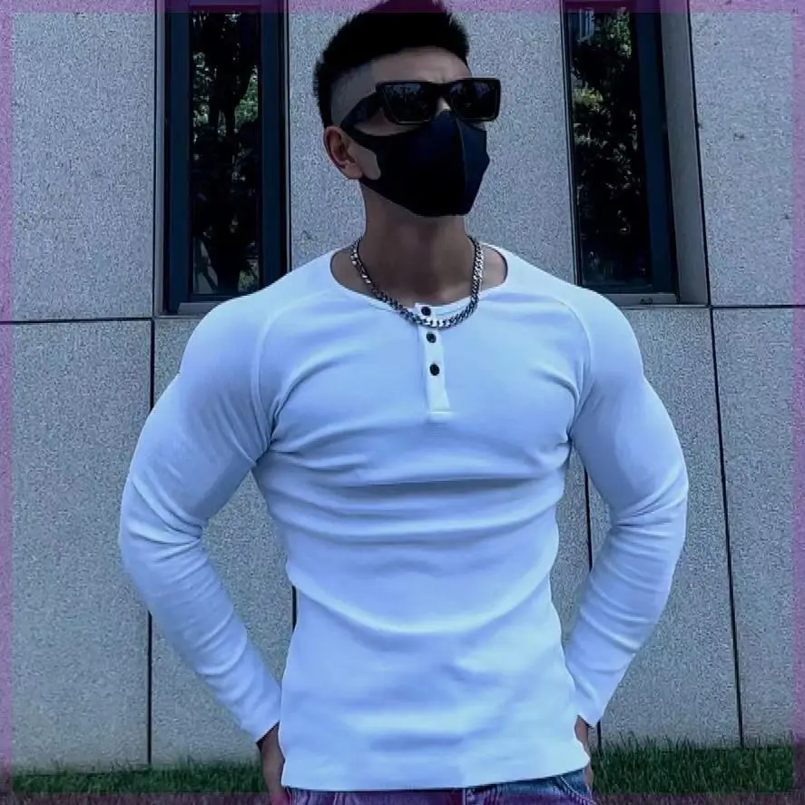 Футболка мужская с V-образным вырезом свободная повседневная универсальная