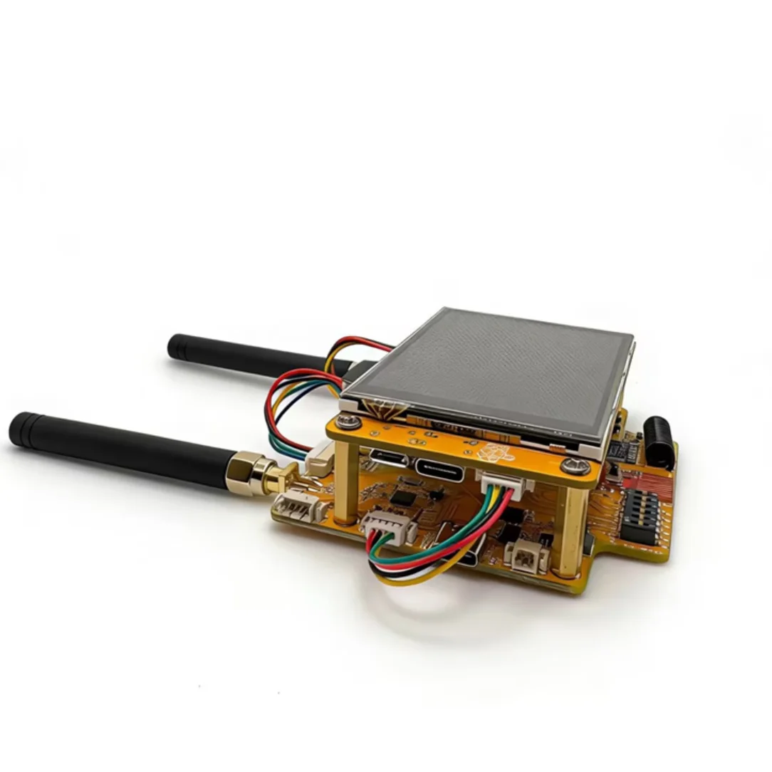 Фото Мультидиапазонный радиочастотный модуль NM-RF-Hat Companion Hat для ESP32-2432S028 Bruce CYD CC1101 nRF24 PN532 IR TX/RX 433M OOK с управлением питанием и слотом для TF-карты №4