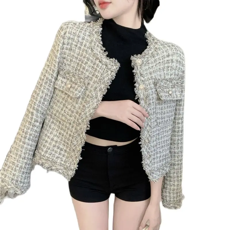 

2022 New Spring Autum Vintage Loose Tweed Suit Jacket Women Elegant Long Sleeve Luxury Design Blazers Coat Chic Fringe Outerwear