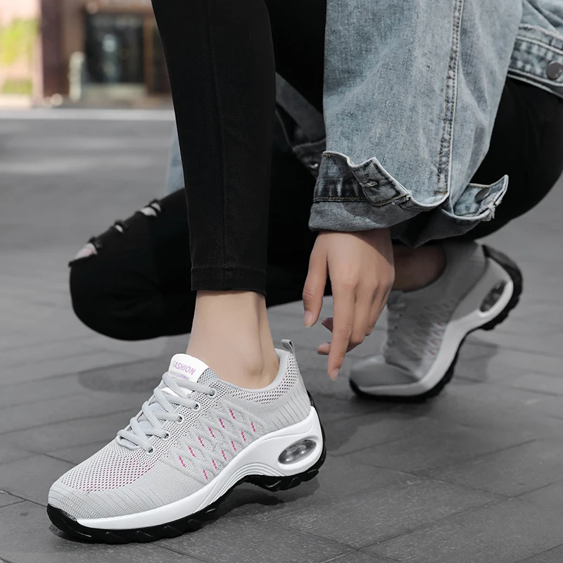 Women's Sneakers Lightweight Running Shoes Increase Height Breathable Women's Fitness Sneakers Tenis Thick-soled Cushion