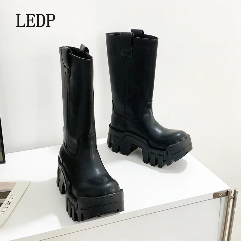 Брендовые женские ботинки LEDP тренд осени и зимы 2024 новые в стиле вестерн на