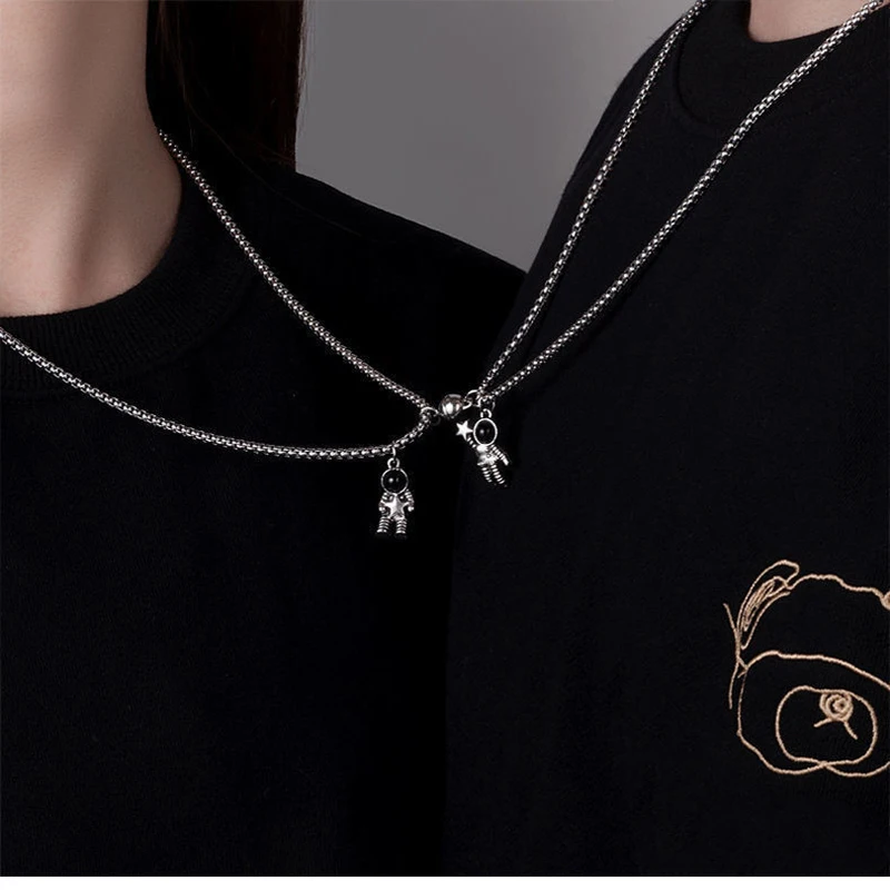 

2 Pcs Set Korean Fashion Couple Astronaut Necklace y2k Hip Hop Attracts Pendant Delicate Male and Female Accessories Free Shippi