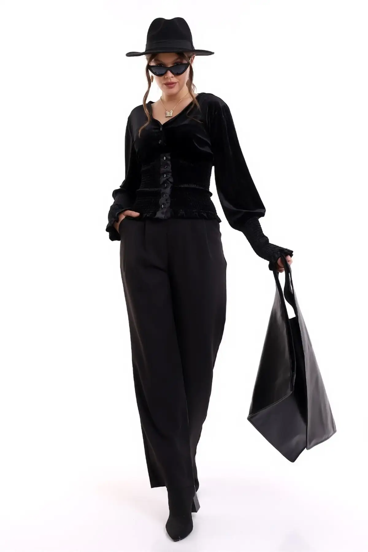 Рисунок 2 - Женская стильная мягкая романтическая