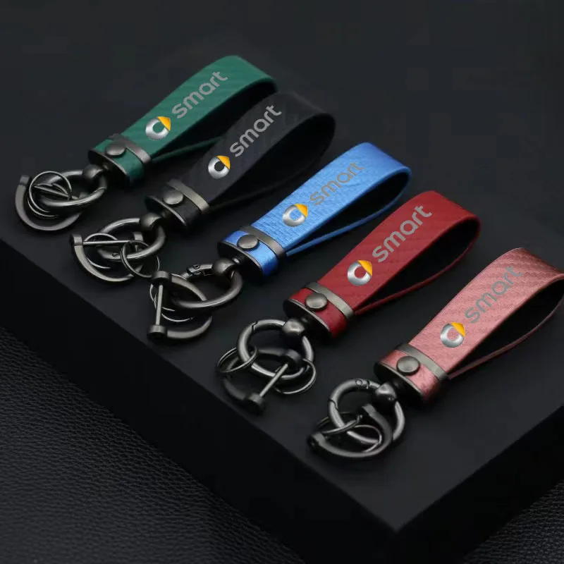 

Car Key chain carbon fiber Key Chain Rotating Horseshoe Key Rings For Smart 451 453 Fortwo Forfour Metal Keychain 4s Shop Gifts