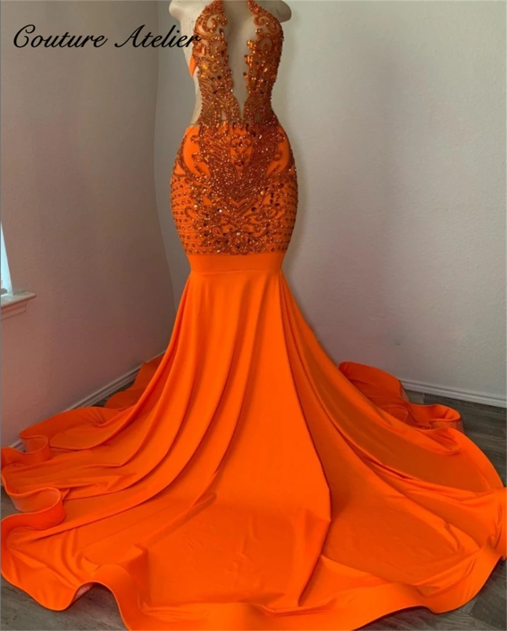 

Женское атласное платье-Русалка, элегантное оранжевое платье с лямкой на шее, расшитое кристаллами, для выпускного вечера, лето