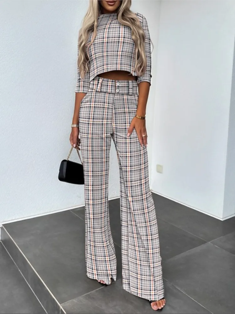 Женский комплект из двух предметов маленькие брюки с высоким воротником и