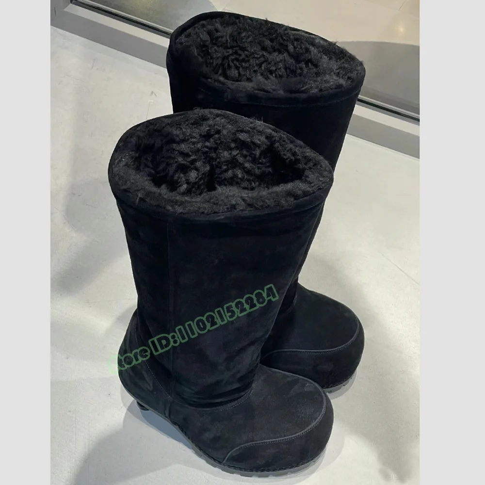 Замшевые женские сапоги до колена на тонком высоком каблуке с круглым носком