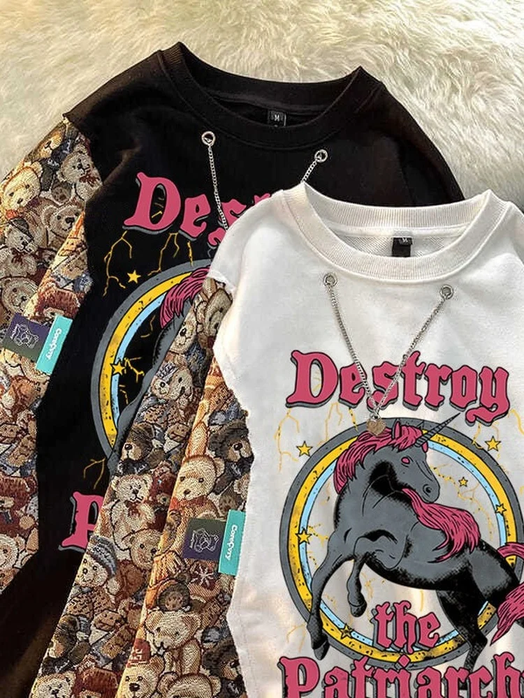 

Толстовка женская с капюшоном, свитшот с аниме принтом, пуловер с круглым вырезом, с цепочкой, в стиле оверсайз, черная Готическая стильная х...