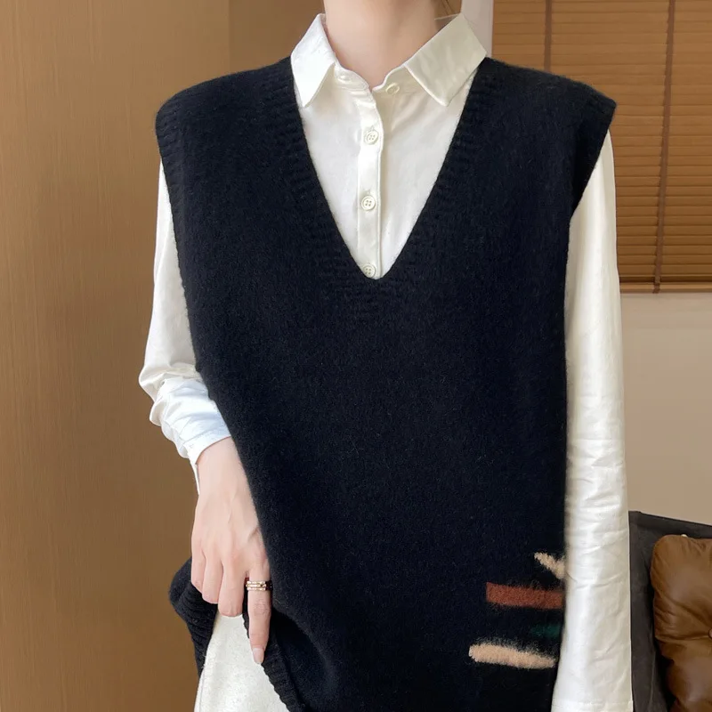 Шерстяной вязаный жилет осенне-зимний женский свитер без рукавов новое