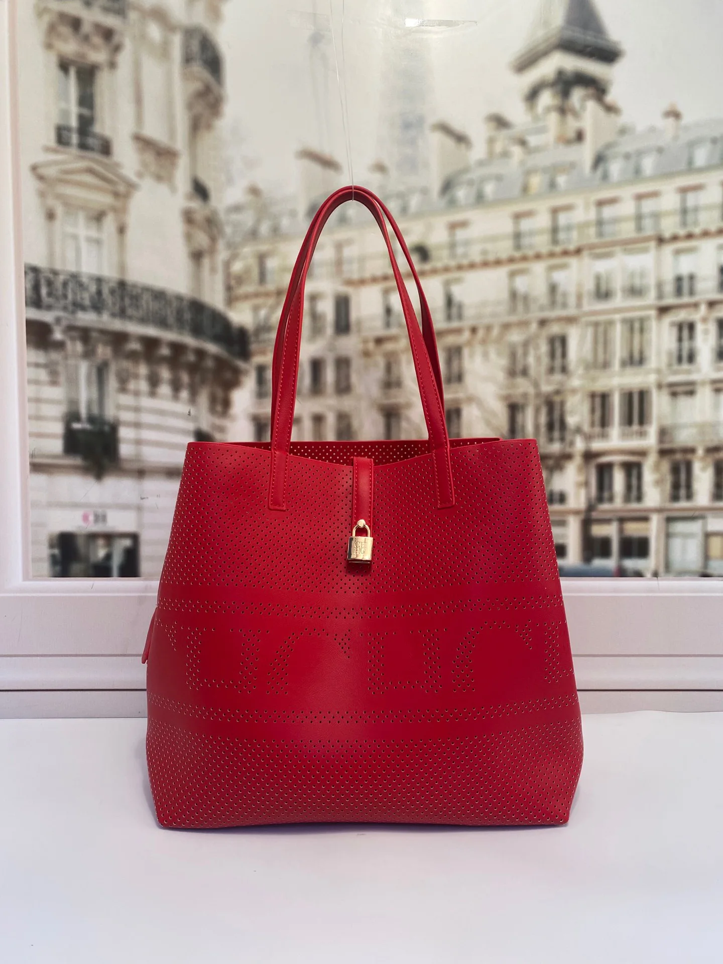 

CILMI HARVILL Women's Bucket Bag Handbag Armpit Bag Perforated Logo Design Lock Catch Open Pocket Breathable And High-quality