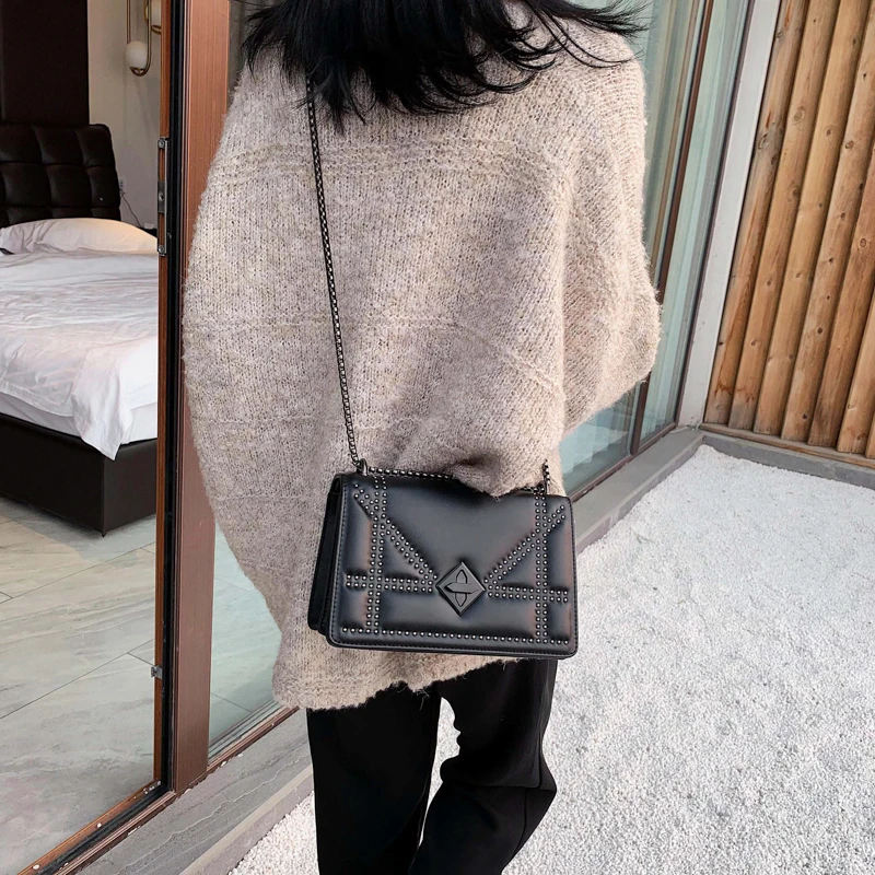 

Small Rivets PU Leather Crossbody Bags For Women 2020 Quality Lady Shoulder Messenger Bag Female Luxury Chain Handbags