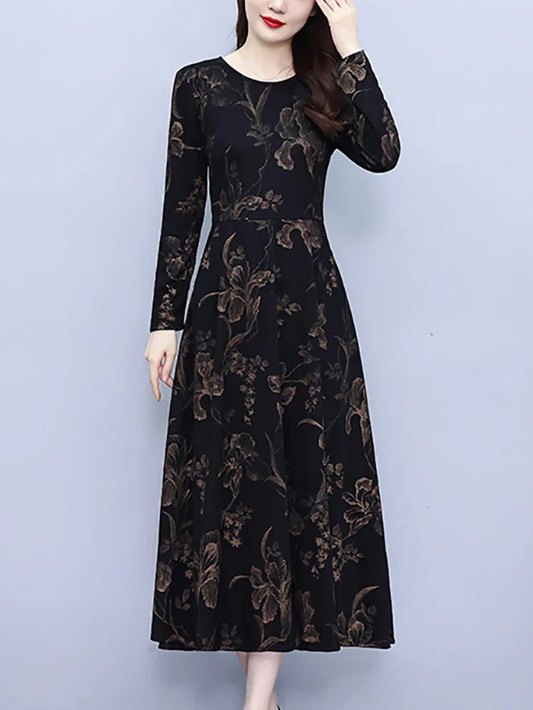 Осенне-зимнее черное длинное платье с винтажным принтом 2024 элегантное