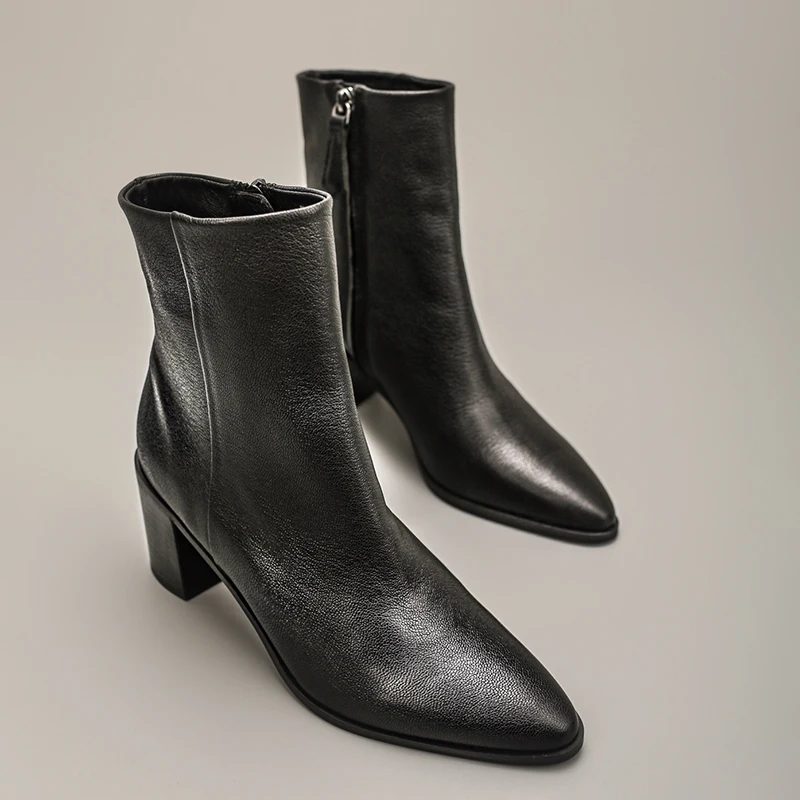 

Fashion Branded Leather Boots Women Winter Luxury Designer Shoes Simple Solid Color High Heels Zipper Pointed Toe Ankle Boot