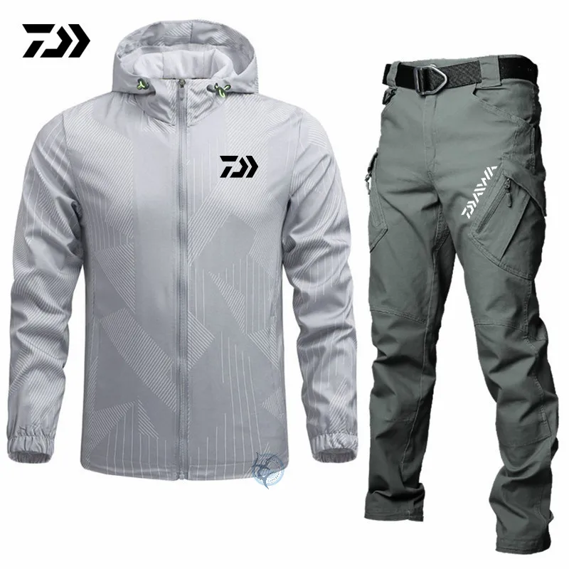 

Daiwa Men's Fishing Suit Fishing Mountaineering Suit Waterproof Windproof Jacket Sun Protection Fishing Hooded Shirt