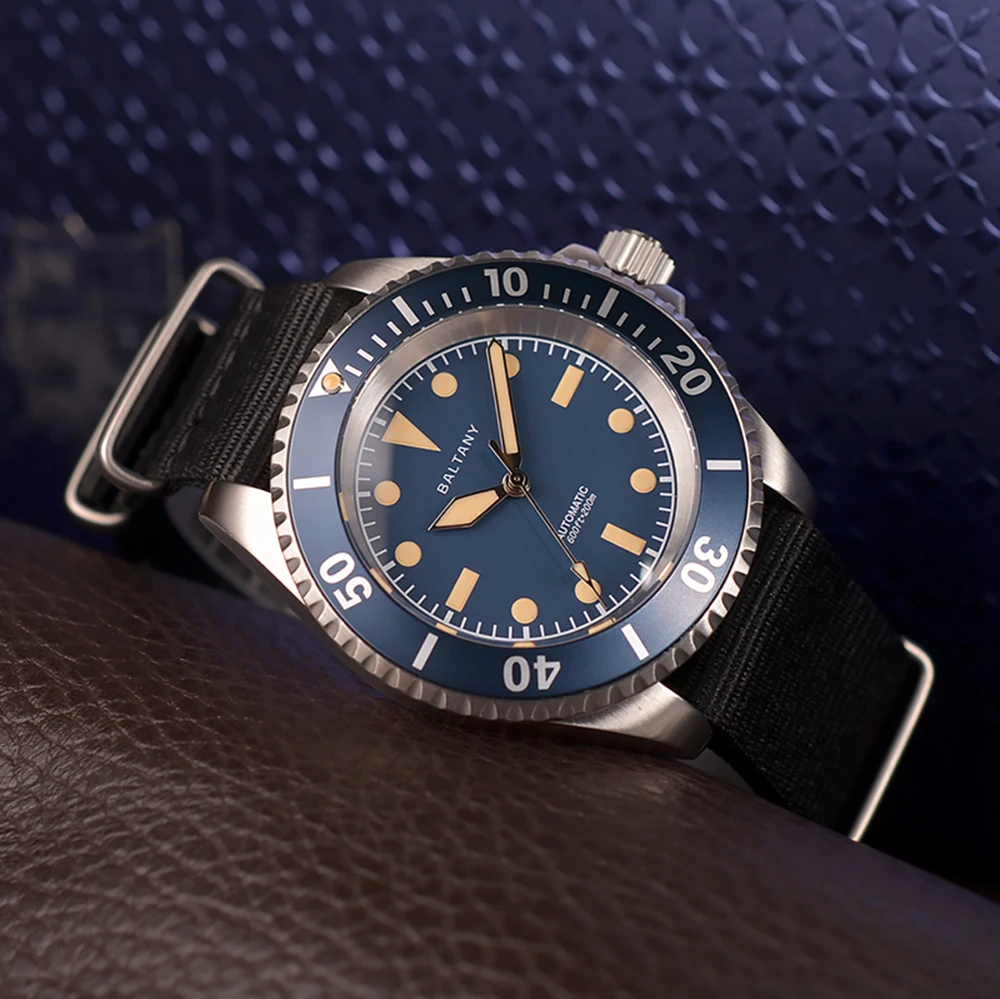 

Часы наручные BALTANY Мужские автоматические, винтажные спортивные механические наручные часы, часы для дайвинга NH38 с индивидуальным логотипо...