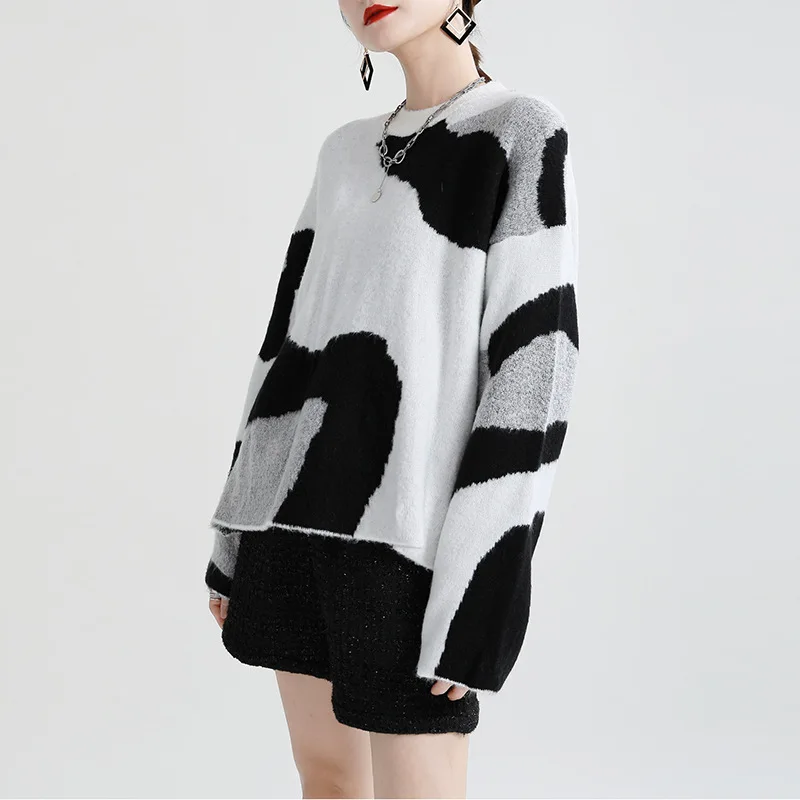 

New autumn and winter loose look thin everything with cow round neck pullover lazy simple knitted sweater top pullover