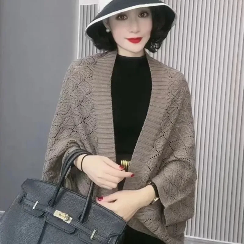 

Hollow Cardigan Women Shawl Loose Cape Sweater Coat Korean Style Autumn Clothing Casual Black Khaki Red Knitted Fashion Tops
