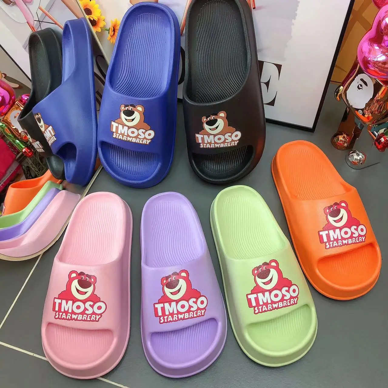 Disney 2023 new Strawberry Bear Couple Sandals Ultra Light Eva Material Cartoon Cute Women's Indoor Bathroom Non-slip Slippers