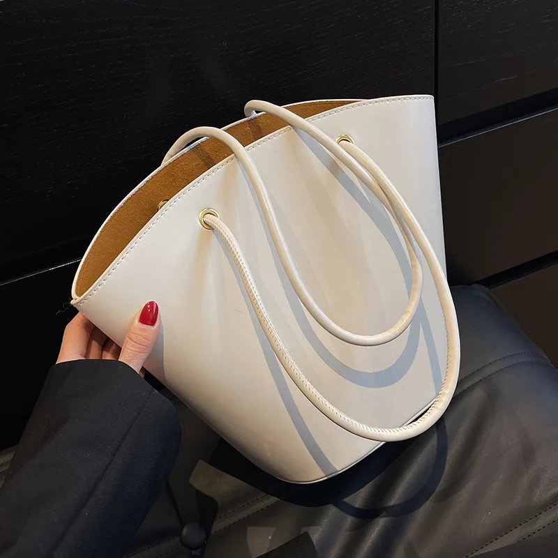 

Luxury Leather Large-capacity Bag Women's 2022 New Trendy All-match Texture High-end Fashion Ladies Shoulder Bag Bucket Bag