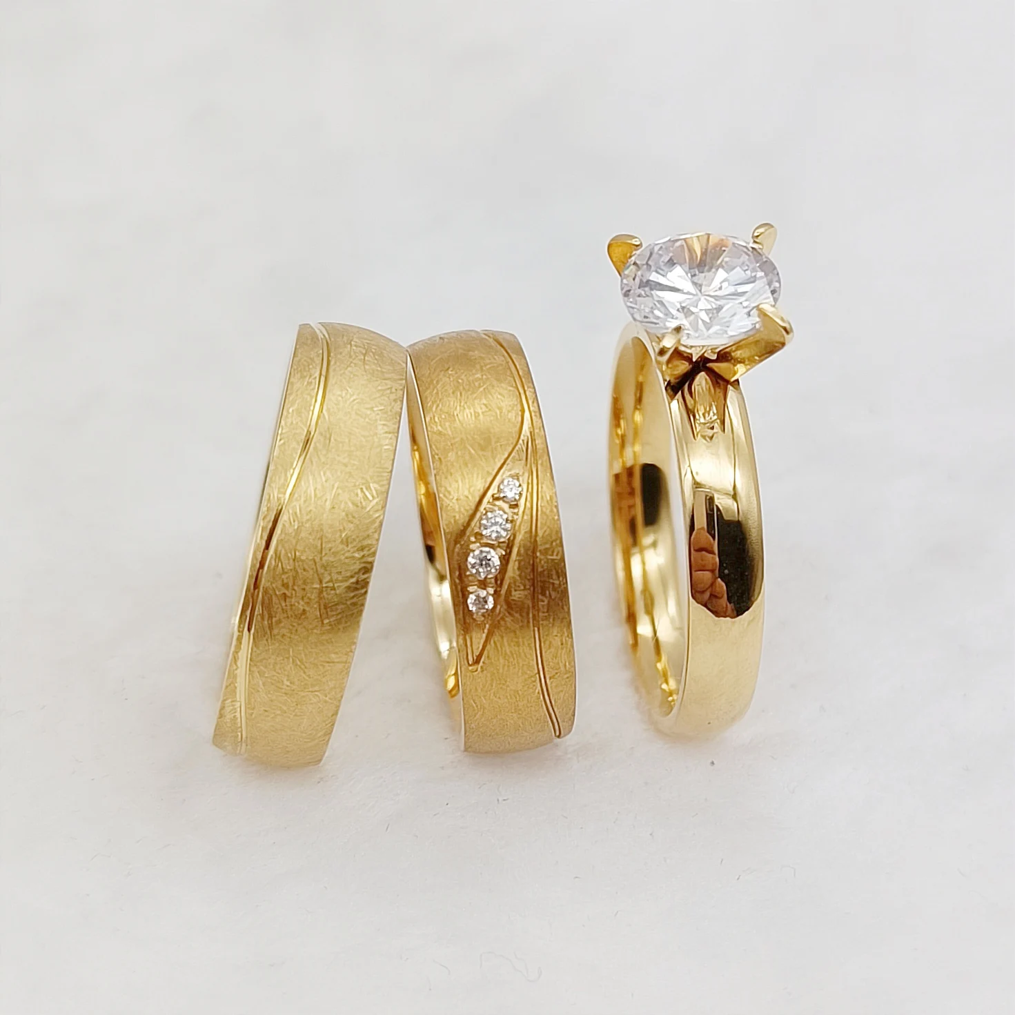 

Новейшие наборы колец для пар Вечная любовь в американском стиле ручная работа покрытое 24-каратным золотом ювелирное изделие свадебное кол...