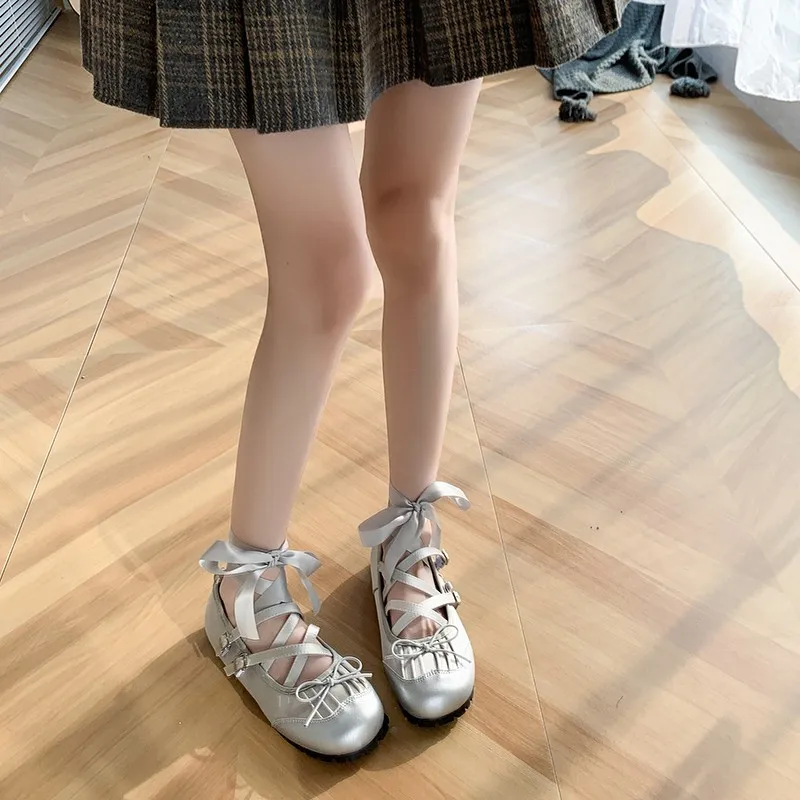 Женские Туфли Мэри Джейн серебристые туфли с маленьким французским ароматом на