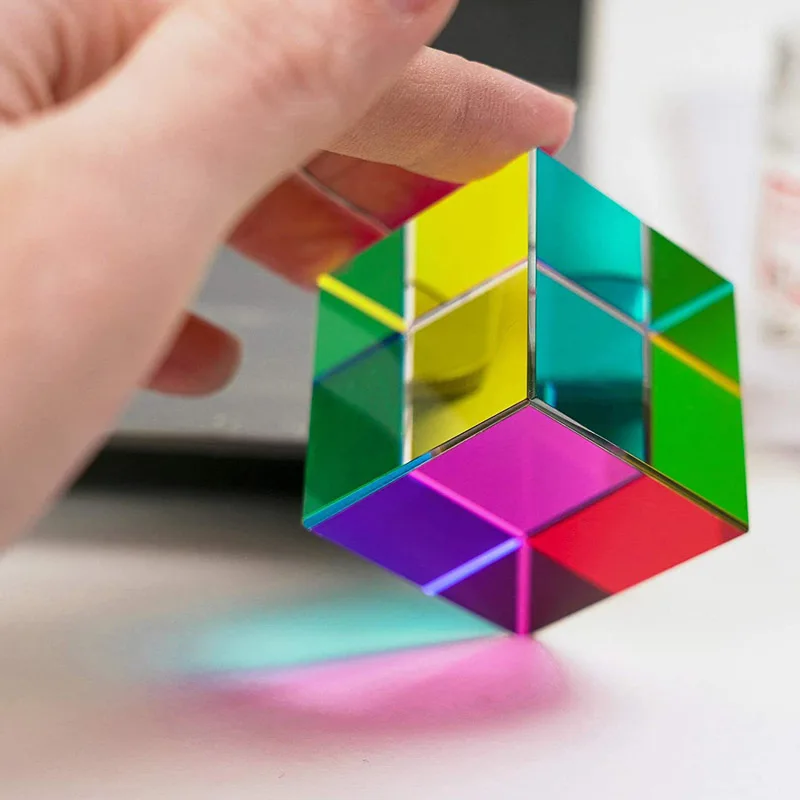 

1PCS Color Cube Prism Three Primary Colors Popular Science Optical Color Experiment Toys Home Color Decoration