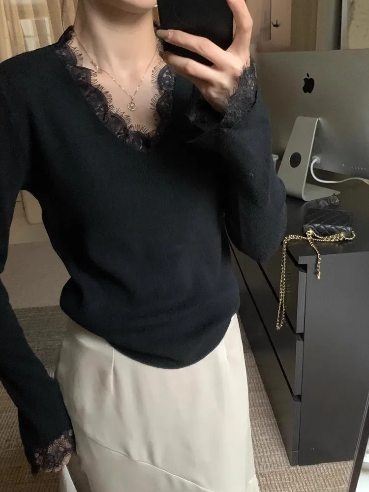 French sle Beautiful Elegant Lace V-neck Knitted Bottoming Shirt Women Autumn and Winter High-Grade Bell Sleeve Sweater Inn...