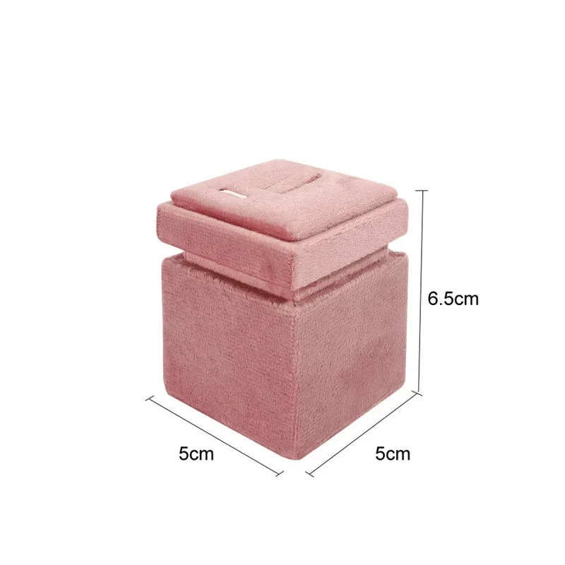 

Бархатный органайзер для колец TREACHI