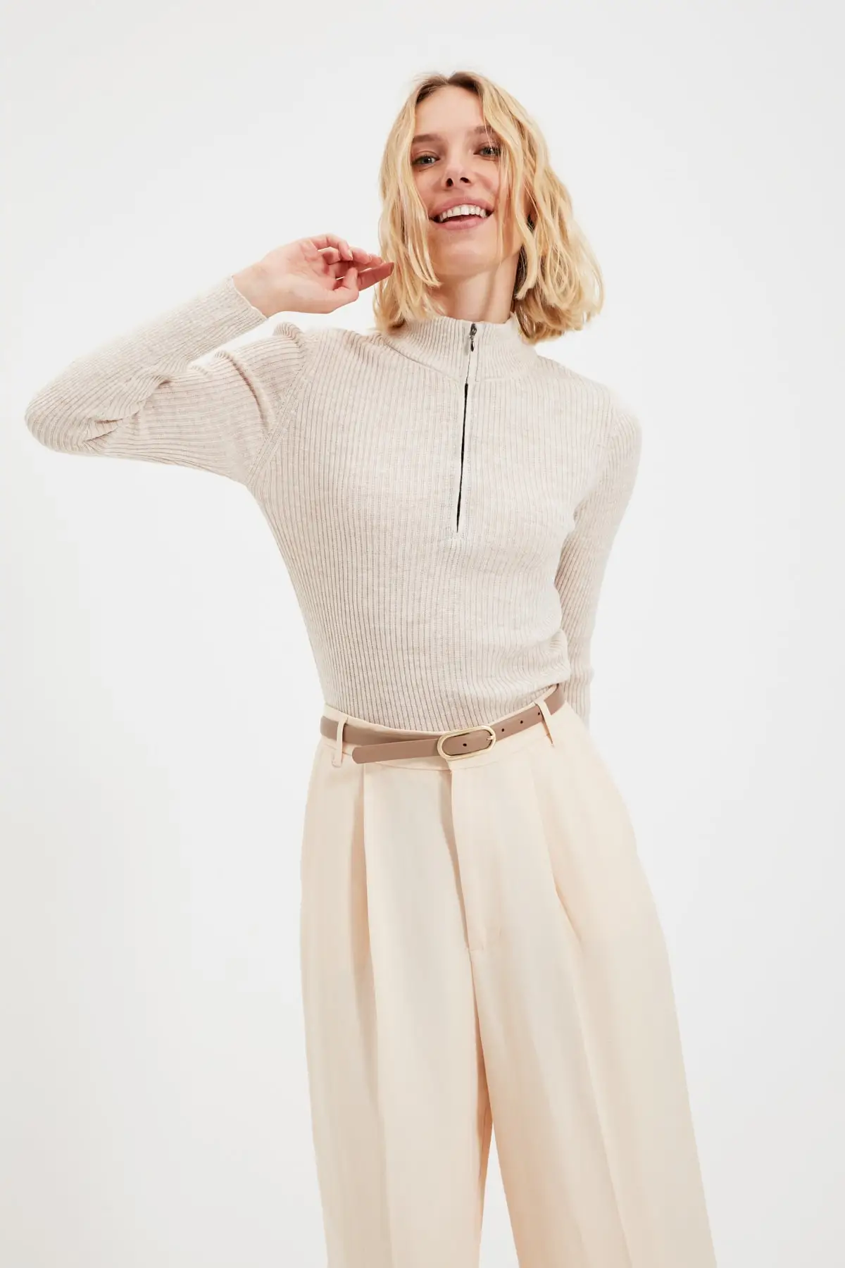 

Trendyol Zipper Knitwear Sweater TWOAW22KZ0974