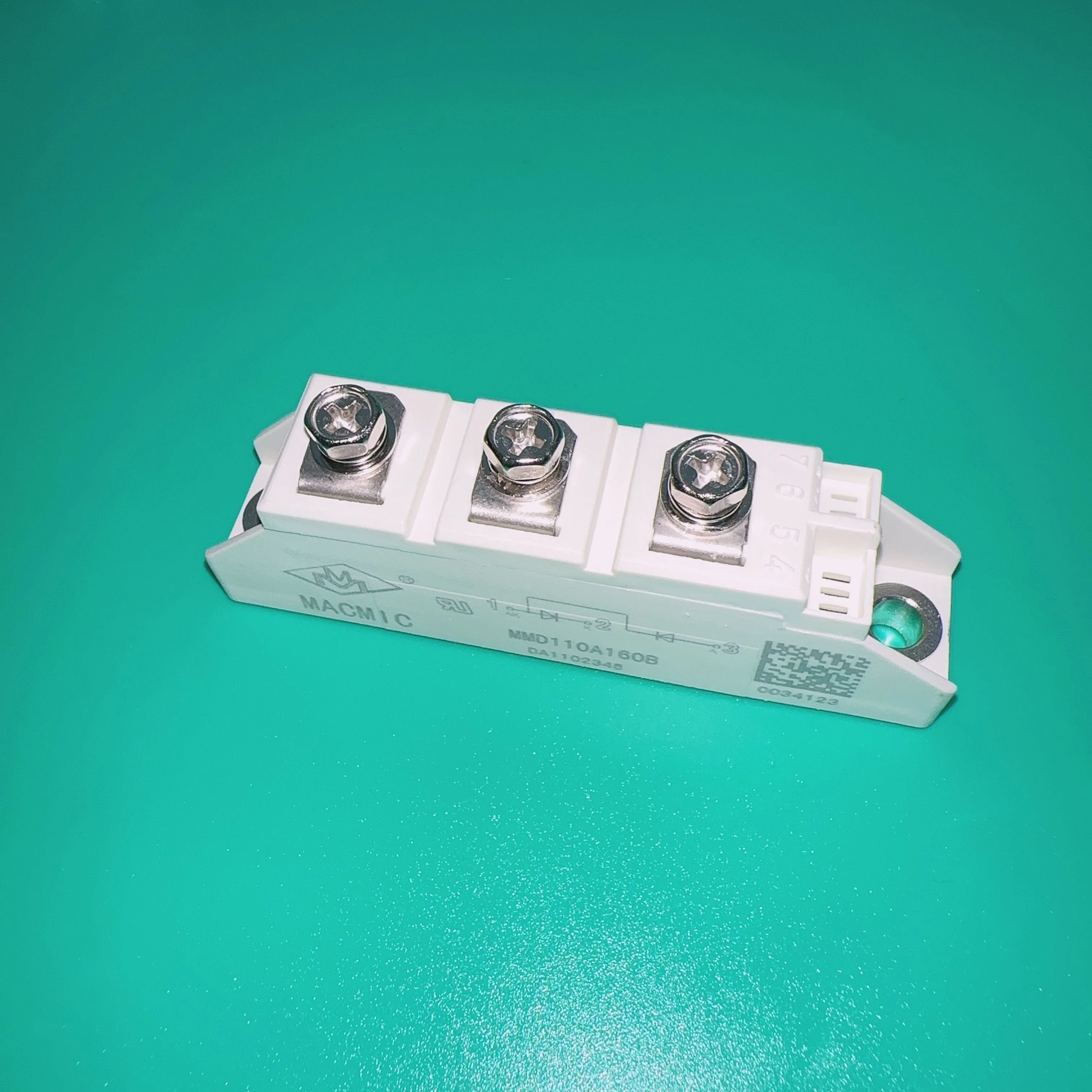 

MMD110A160B IGBT MMD110A 160B 110A 1600V Rectifier Diode Module MMD110A160 B MMD 110A160B MM D110A160B MMD110A-16 MMD110-16