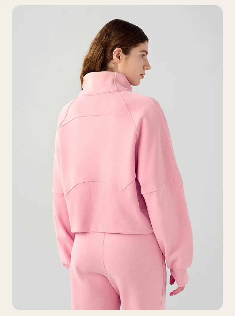 Рисунок 6 - Женские толстовки