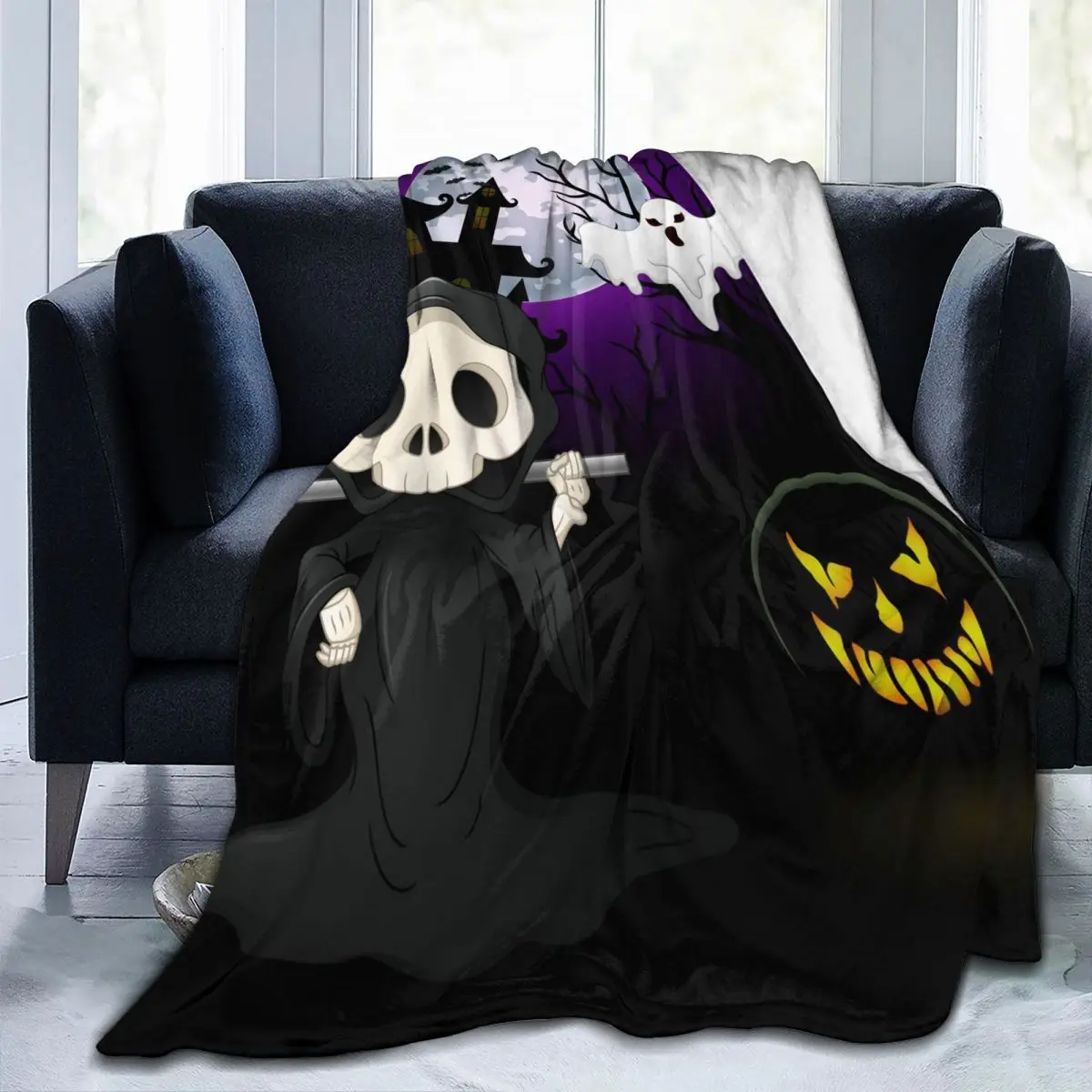 

Soft Blanket Halloween Skull And Ghost Winter Sofa Throw Light Thin Mechanical Wash Flannel Blanket