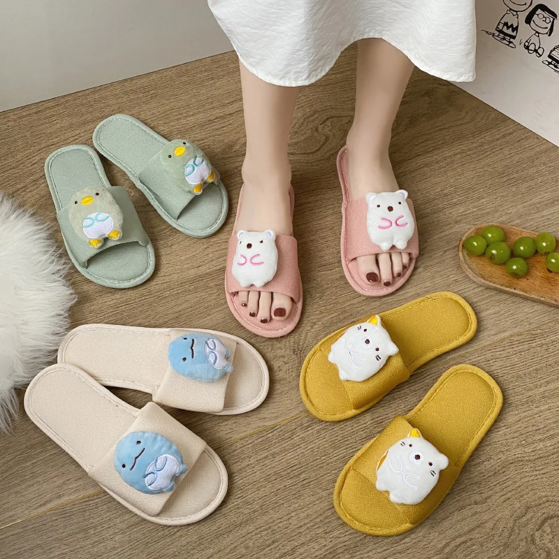 

2022 Spring Girl's Heart Slippers Women's New Korean Version Wear Cartoon Open Toe One Word Casual Cloth Sewn Slippers