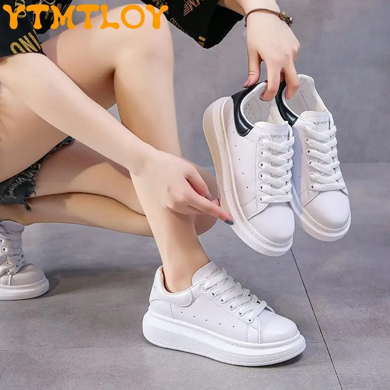 

Little white shoes ladies 2021 spring and autumn models color matching thick bottom all-match fashion straps breathable hot flat