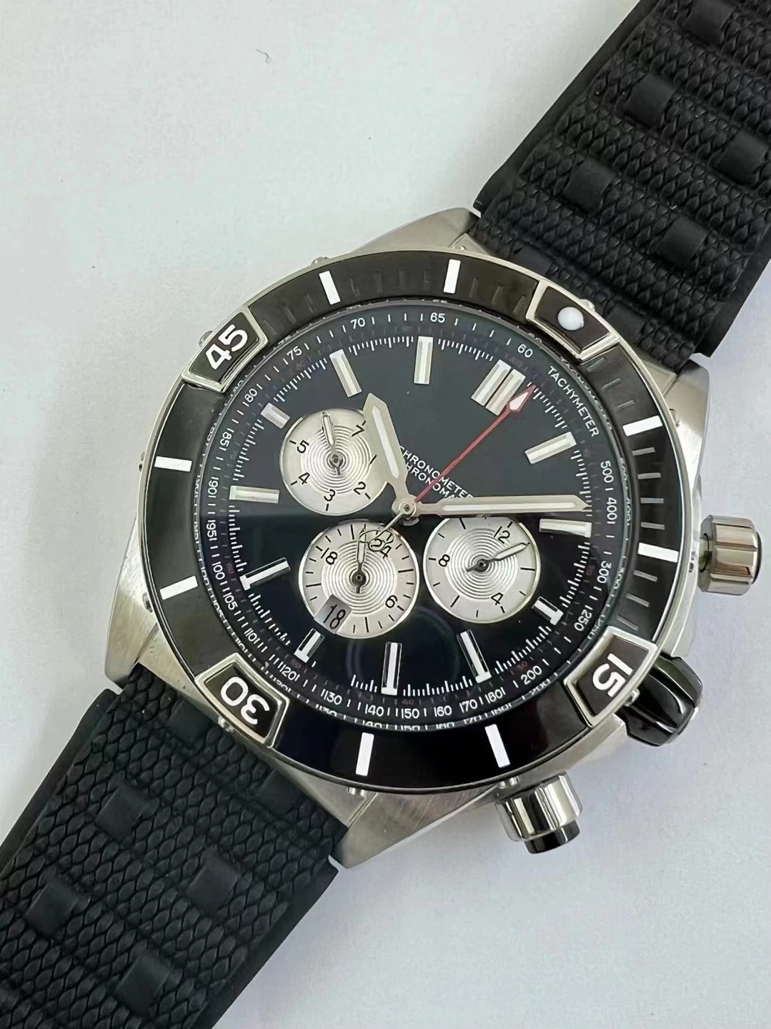 

2023 роскошные новые мужские автоматические механические часы из нержавеющей стали с черным резиновым сапфировым стеклом
