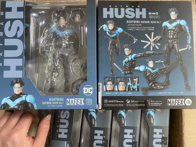 MAFEX NIGHTWING (BATMAN: HUSH Ver.) Bandai | AliExpress