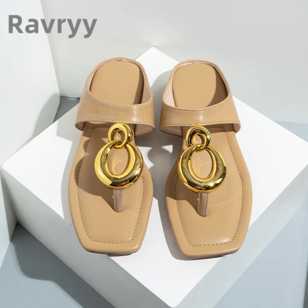 

2023 New Black/Brown/Nude Slipper Concise Casual Flat Slippers Clip Toe Metal Decoration Versatile Leisure Women's Flip Flops