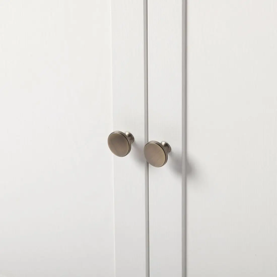 Wohnzimmer Weißes Seitentisch Buffet Mit Viel Platz Für Alles Moderne Einfache Küche Schrank Hochwertiger Konsolentisch (art.: 3920d11ca601e) - 3920d11ca601e