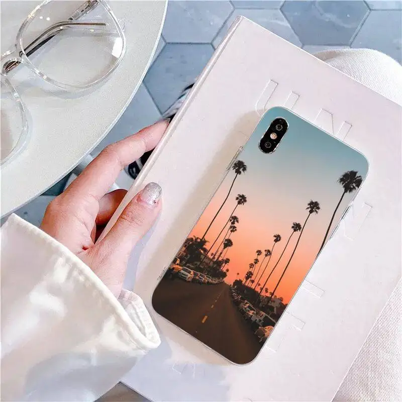 Hello cool. Hello cool. хэллоу китти ава. термостакан из острова мечты. Hr hello wallpapers.