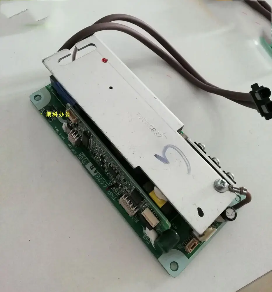 

Проектор для Panasonic балластная плата/FD605/DZ670/DZ680/FDW630/FDX91
