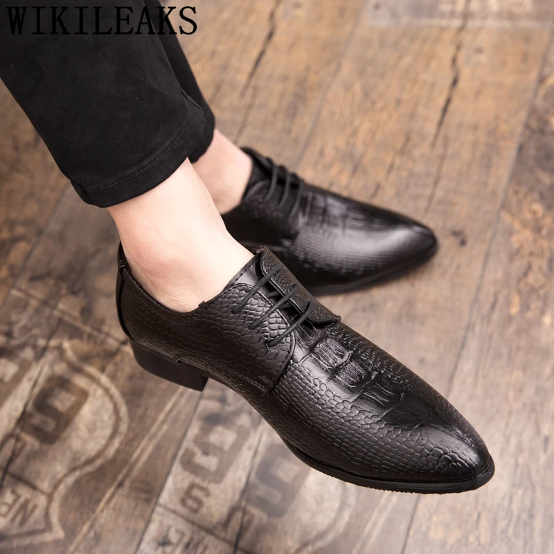 

Crocodile Shoes Men Formal Coiffeur Wedding Shoes Men Classic Italian Brand Dress Shoes Men Elegant Sepatu Slip On Pria Ayakkabi